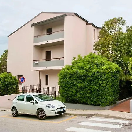 Apartment S76 - Sirolo, Bilocale Con Terrazzo In Centro Sirolo